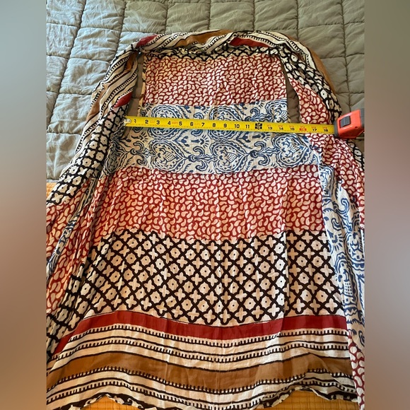 GORGEOUS kimono - Picture 2 of 3